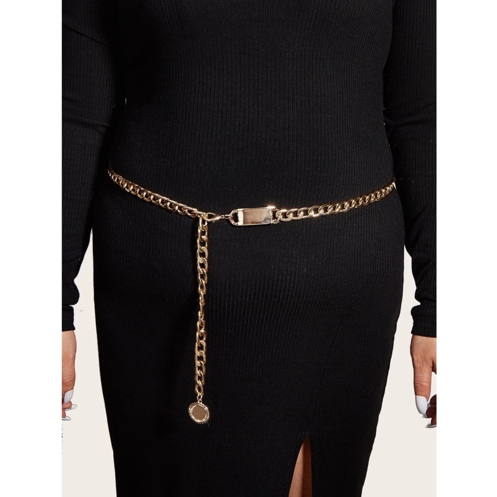 Plus Size Gold Tone Chain Belt